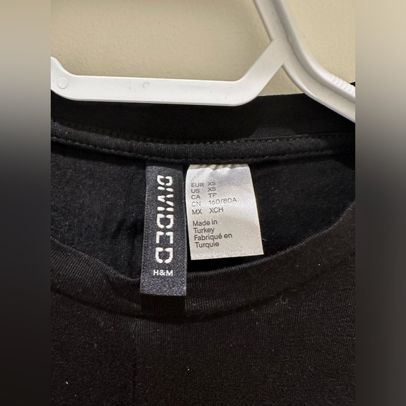 H&M long sleeve cropped top - Picture 3 of 3